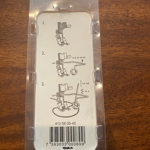 Husqvarna Viking Gimping Foot Attachment - Picture 2 of 2